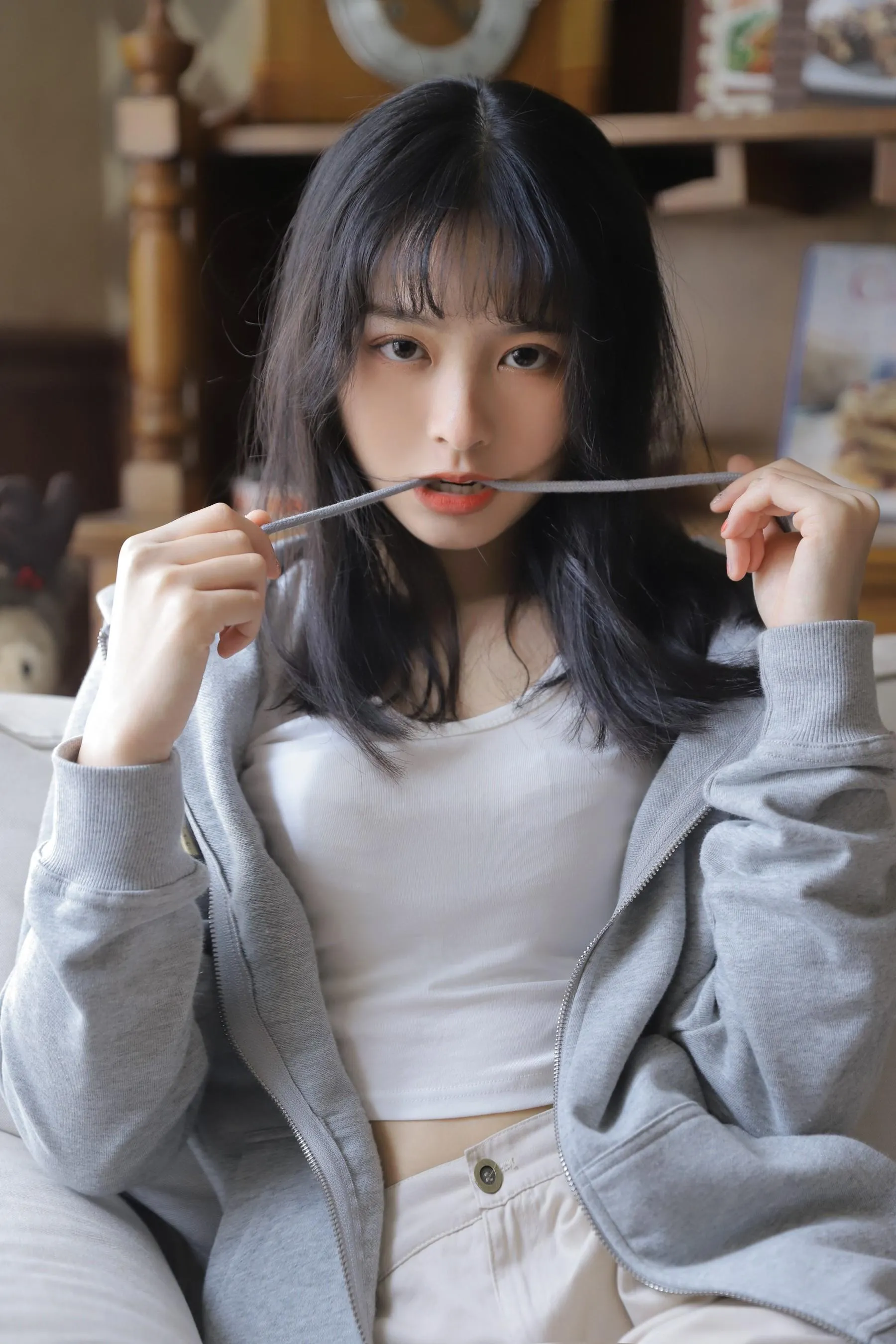 [YITUYU艺图语]2022.08.01 灰色轨迹 -春夏_ [23P]插图6